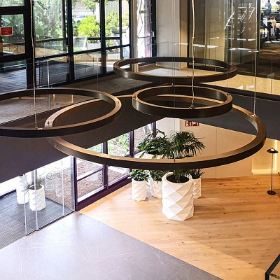 LUXES in Planeta building