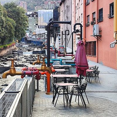 L’Aigua i la forma (Escaldes d’Engordany)